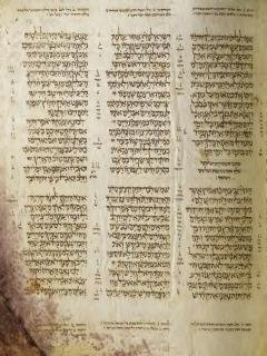 2 Raja-raja 25:27 - Yesaya 1:24